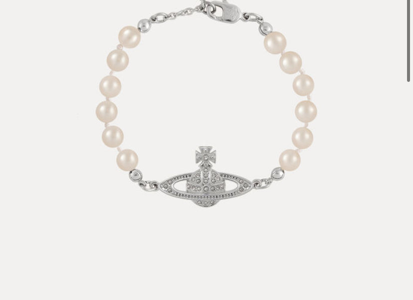 🪐 VW Mini bas relief bracelet